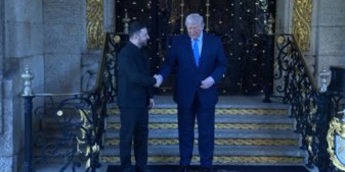 <p>Ahora en DF | Zelensky ve "resultados significativos" tras su reunión con Trump y apunta a una nueva cumbre</p>