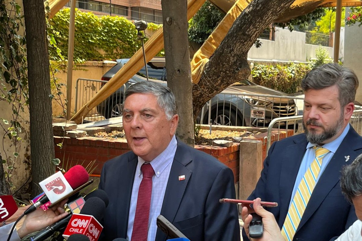 <p>Gobierno entrante endurece el tono por "amarres" en ley de reajuste: “Basta de utilizar el Estado como botín de ingresos permanentes”</p>