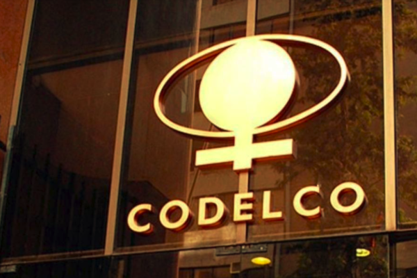 <p>Codelco concreta nuevo crédito verde por US$ 600 millones para descarbonizar el 100% de su matriz energética al 2030</p>