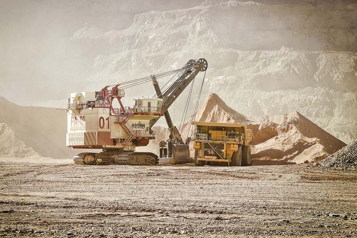 <p>Contraloría oficia a Sernageomin por más de 7 mil faenas mineras que llevan más de dos años sin ser fiscalizadas</p>