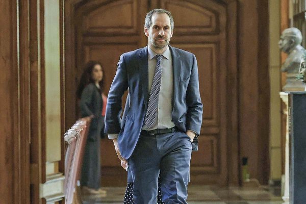 Grau desestima amarre al partir semana clave: “En ningún caso, el proyecto evita desvinculaciones”