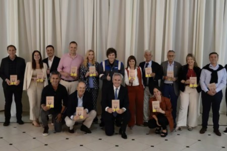 Ministros de Milei cobrarán más que el propio Presidente: ¿cómo quedaron los sueldos tras el alza de 90%?