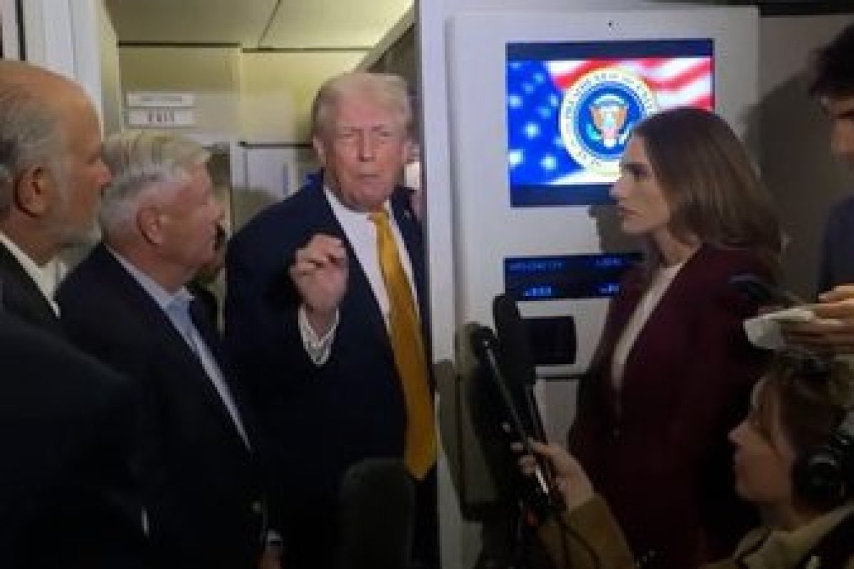 <p>Ahora en DF | Trump dice que EEUU está "a cargo" de Venezuela y evita hablar de elecciones</p>