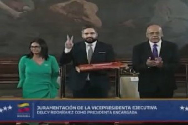 <p>Ahora en DF | Delcy Rodríguez jura como Presidenta interina de Venezuela</p>
