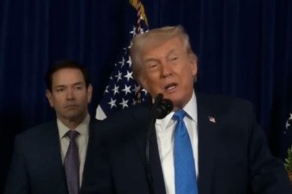 <p>Ahora en DF | Trump rechaza convocar elecciones a corto plazo en Venezuela y reitera que él está al mando</p>