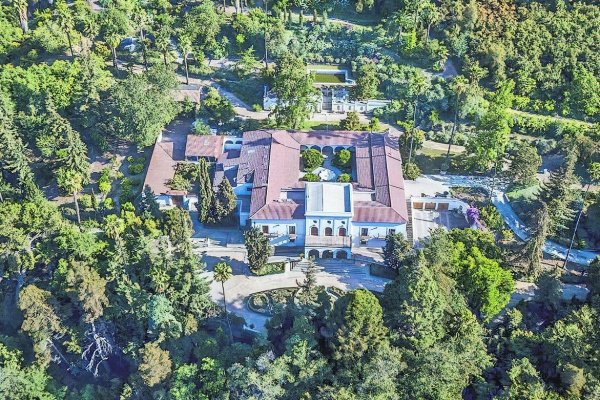 El golpe de la Seremi de Vivienda y la Contraloría a proyecto inmobiliario en la casa más cara de Santiago