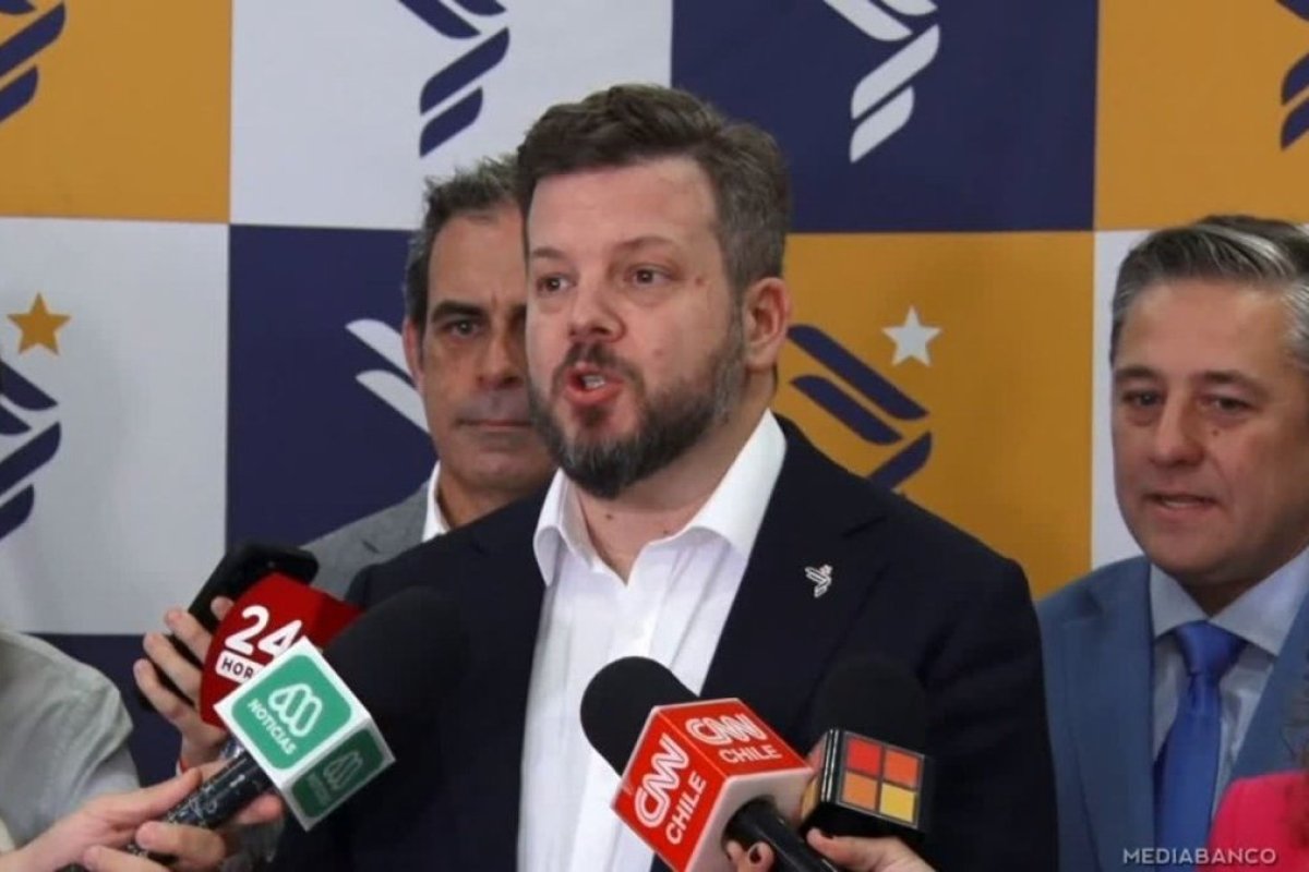 <p>Ahora en DF | Partido Nacional Libertario pide suspender relaciones diplomáticas con Cuba</p>