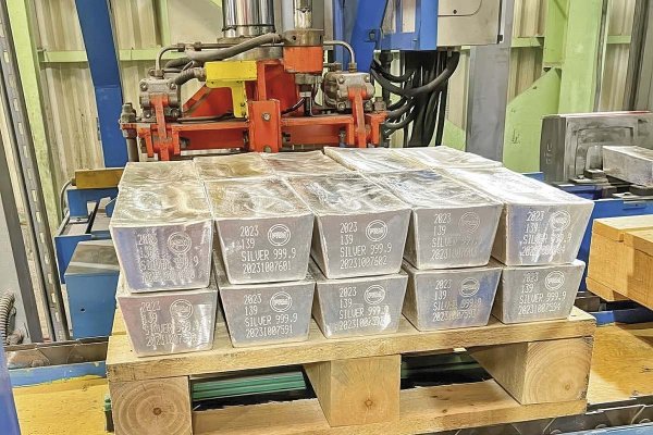 Codelco saca cuentas alegres con el alza histórica de la plata y certifica su producción para venderla con premios