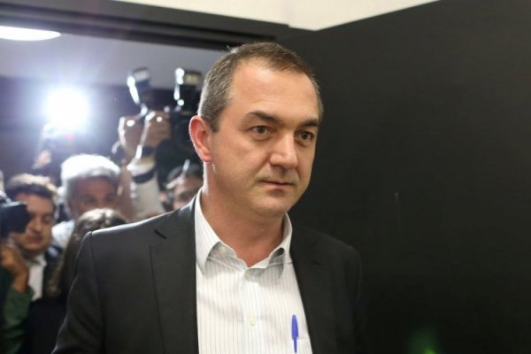 <p>Dueño de brasileña JBS se reúne con autoridades en Washington y Caracas en busca acuerdos petroleros</p>