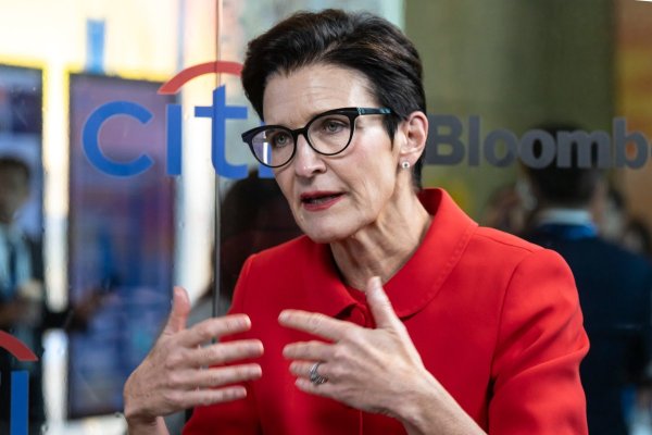 <p>Citigroup cae por mayores gastos y salida de Rusia, pero supera expectativas en cifras ajustadas</p>