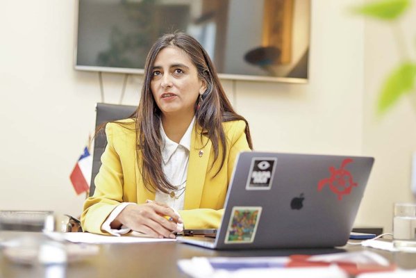 <p>Chile reacciona a anuncio de Trump de buscar acuerdos con exportadores de minerales críticos: “Mantenemos contacto con las contrapartes de ese país”</p>