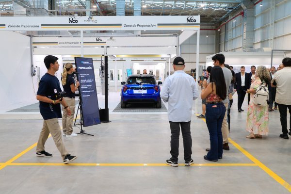 <p>Inchcape marca hito con la inauguración en Chile del taller de desabolladura y pintura más avanzado de su red global</p>
