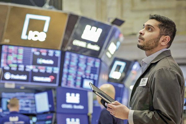 Principales bancos de Wall Street cierran 2025 con alzas en sus utilidades salvo JPMorgan