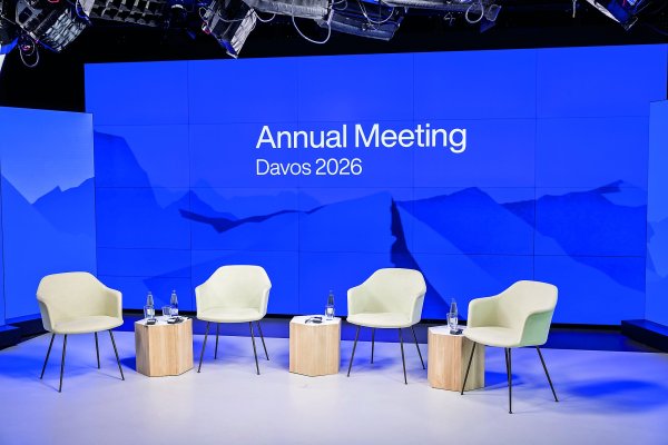 <p>La elite mundial espera expectante el Davos más tenso de los últimos años</p>