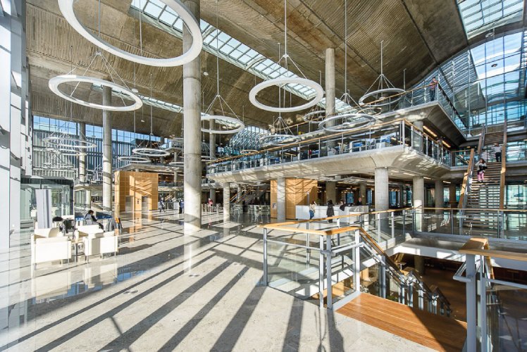 <p>¿Cuáles son los centros de TI más importantes de Argentina que desafían la exportación de talento desde Chile?</p>