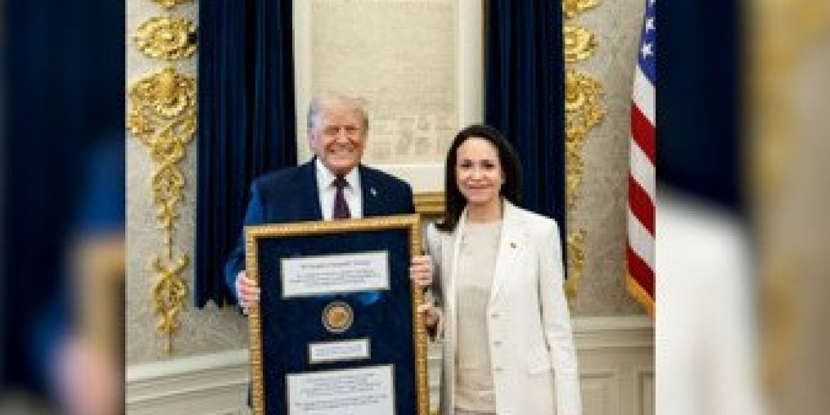 <p>Ahora en DF SUD | Trump confirma haber recibido el Nobel de la Paz de María Corina Machado</p>