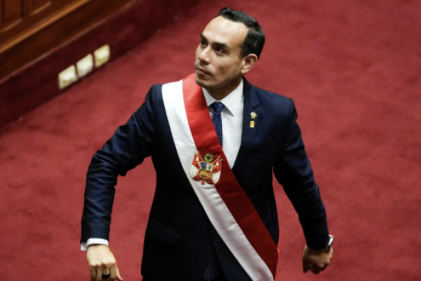 Tensión política en Perú: Presidente Jerí bajo la lupa de la fiscalía y el Congreso por reuniones con empresario chino