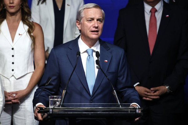 <p>“Vamos a recuperar y reconstruir Chile”: Kast al presentar los nombres que lo acompañarán en su gabinete</p>