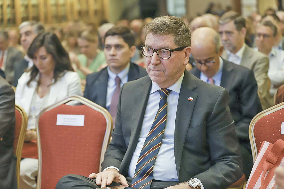 <p>El biministro de Economía y Minería, Daniel Mas. Foto: Julio Castro.</p>