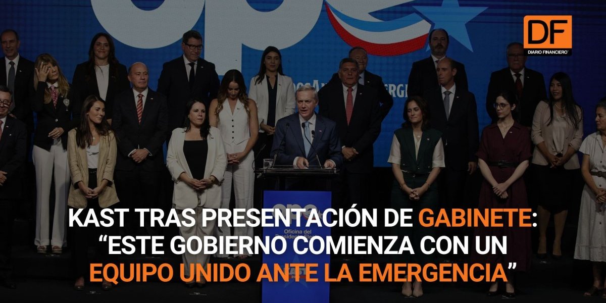 <p>Ahora en DF | Kast tras presentación de Gabinete: “Este Gobierno comienza con un equipo unido ante la emergencia”</p>