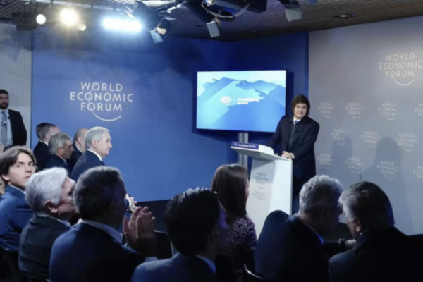 Milei arrancó la actividad en Davos: qué quieren saber los bancos y las empresas y el rol de EEUU