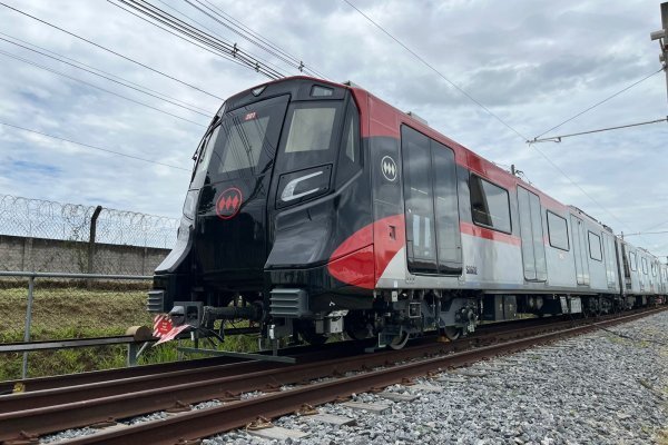 <p>Puertos de carga USB-C y cámaras de seguridad de alta resolución: así son los vanguardistas trenes que tendrá la futura Línea 7 del Metro</p>