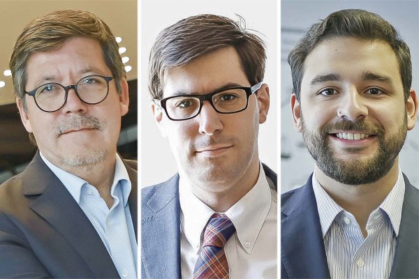 <p>José Pablo Gómez es gerente de administración y finanzas de ENAP. José Ignacio Llodrá será el subdirector de racionalización y función pública. El abogado Juan Pablo Rodríguez lidera la carrera por ser subsecretario de Hacienda. Foto: Julio Castro y Archivo</p>