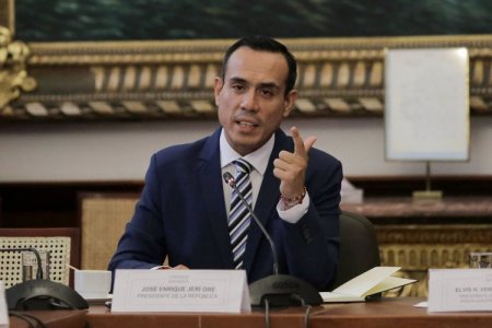 Perú: José Jerí rechaza acusaciones que buscan removerlo del poder y pidió levantar el secreto de sus llamadas para la investigación
