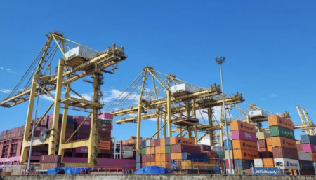 Colombia responde a Ecuador con aranceles de 30% a 20 productos importados