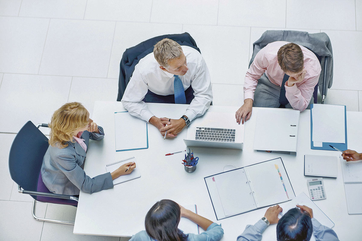 <p>100 actores del mundo empresarial afirman que el nuevo Gobierno traería oportunidades para reactivar la economía</p>