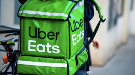 Uber Eats vuelve a Argentina y busca revancha en el negocio del delivery