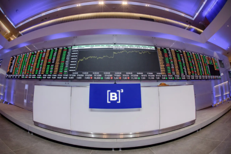 Bolsa de Brasil supera por primera vez los 180.000 puntos con inversión extranjera y fuerte alza de Petrobras