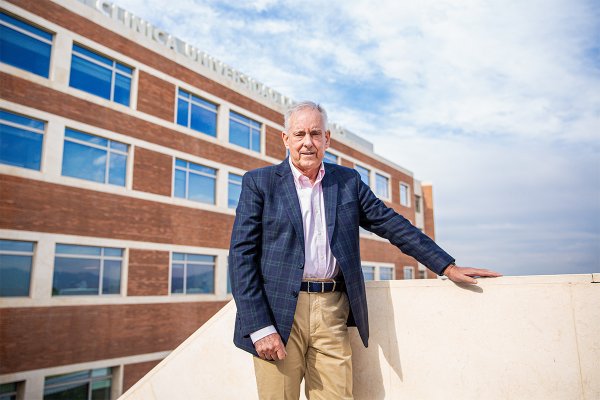 <p>Jorge Laso, director general de Clínica Universidad de los Andes,</p>