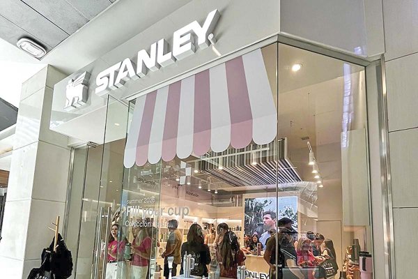Reconocida marca de termos Stanley abrirá su primer local en Chile en el Costanera Center