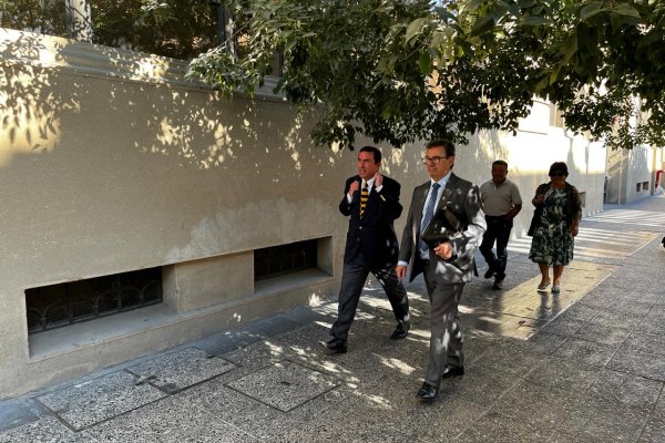 <p>Gabinete de Kast asiste a curso de probidad con la contralora Dorothy Pérez: inducción también incluye conflictos de intereses y correcta gestión</p>