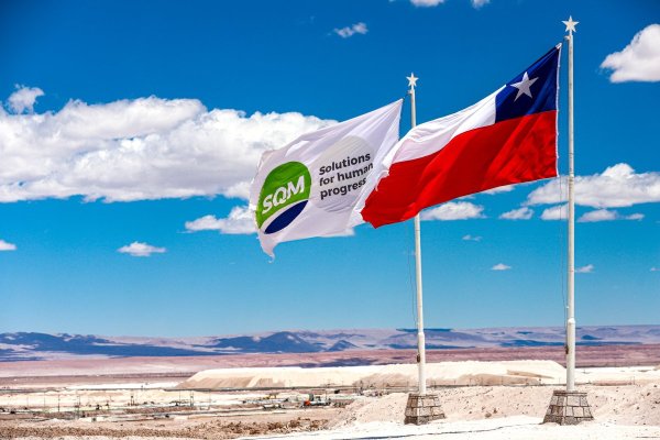 <p>SQM anuncia acuerdo con Ivanhoe Electric para explorar cobre en 2.002 kilómetros cuadrados de su propiedad minera en el norte de Chile</p>