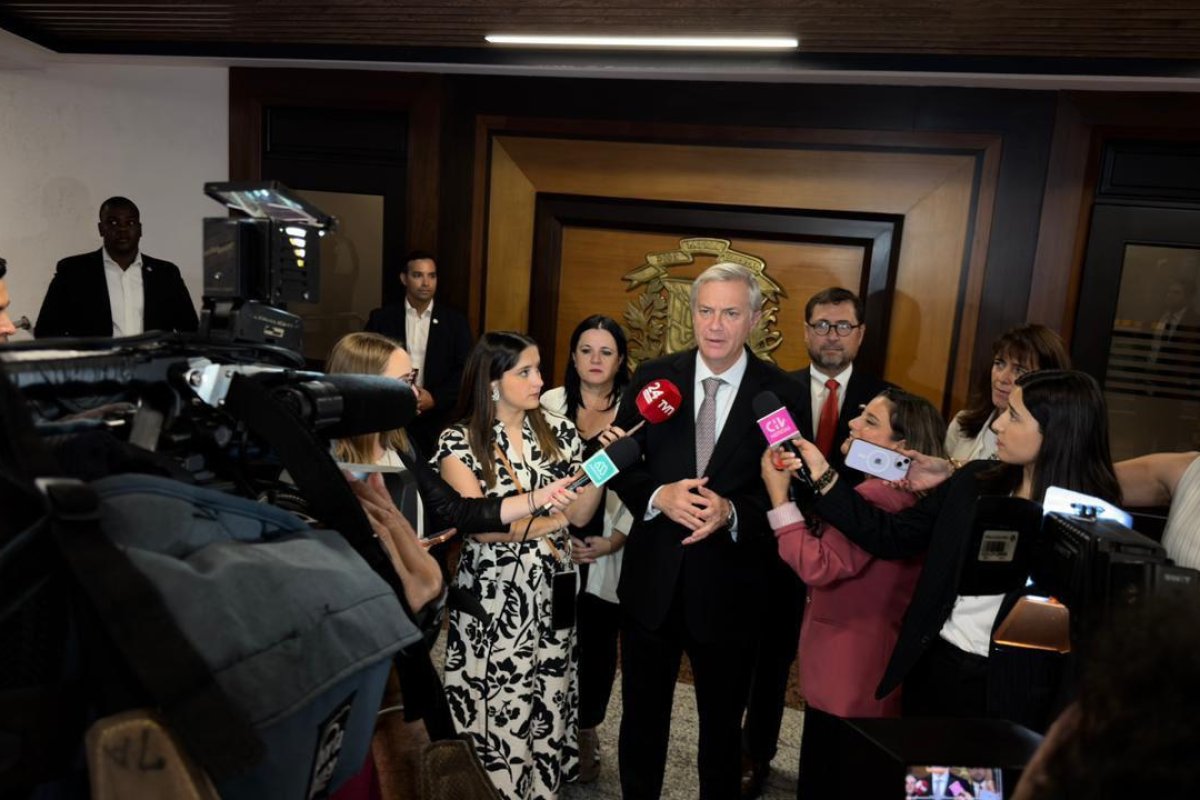 <p>Kast vuela a Panamá, donde se reunirá con Lula: “Podemos tener diferencias, pero eso no puede perjudicar inversiones y el desarrollo”</p>