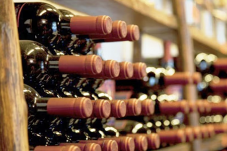 <p>Crisis del vino en Argentina: nueva bodega se suma a otras dos con problemas financieros por baja en el consumo</p>