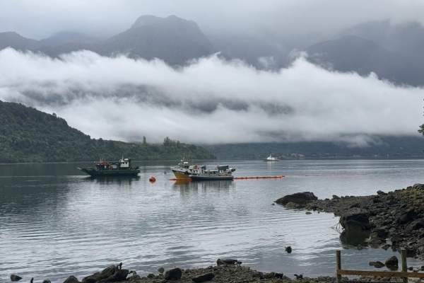 <p>Con saldo final de seis víctimas fatales termina búsqueda de tripulantes de embarcación hundida en Estuario de Reloncaví</p>