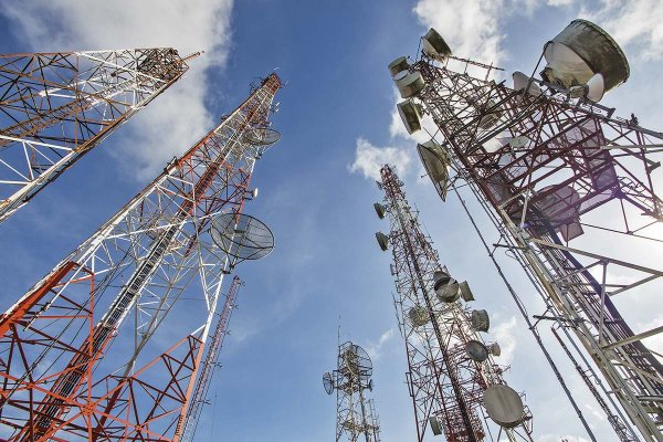 <p>Las cartas que baraja el Gobierno de Kast para liderar la Subsecretaría de Telecomunicaciones</p>