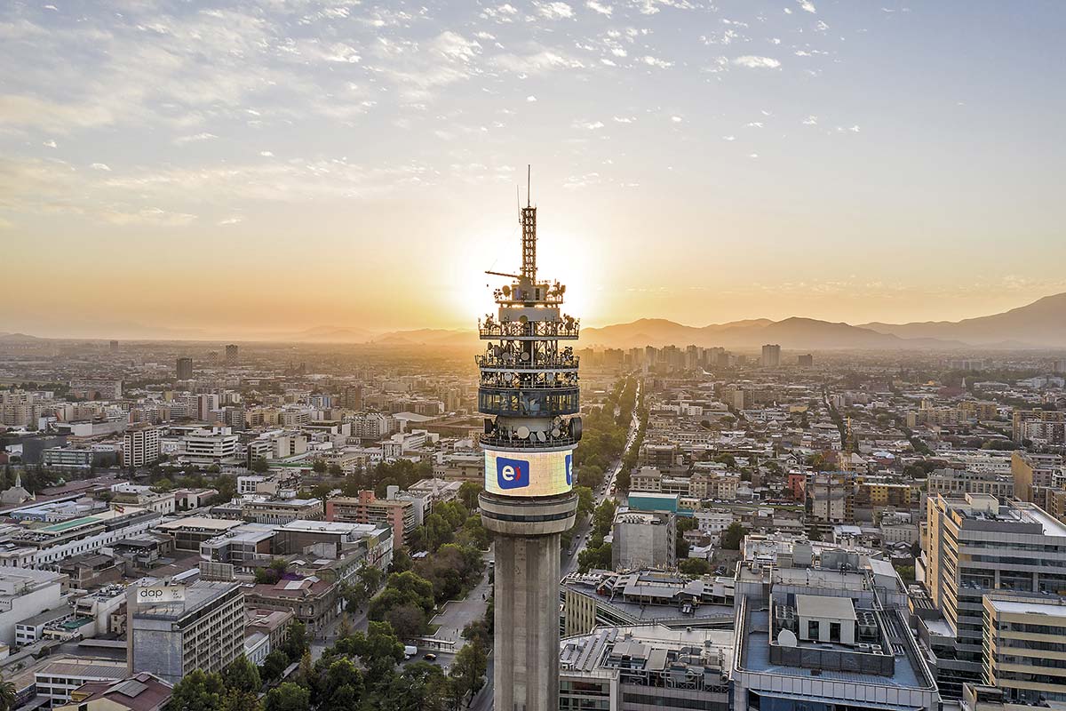 <p>Entel casi triplica sus utilidades en 2025: "Hemos logrado anticiparnos y movernos ágilmente"</p>