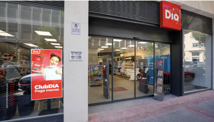 <p>Española DIA reordena su red de tiendas en Argentina para mantener la rentabilidad</p>