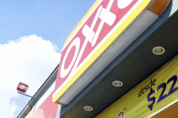 <p>Oxxo avanza con su proceso de transformación en EEUU: “Para el Mundial 2026, Oxxo va a estar en todos lados”</p>