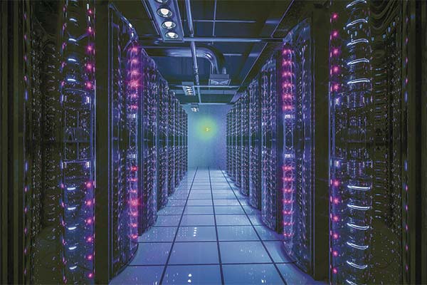 <p>Expertos analizan los desafíos de llevar los data centers a la órbita terrestre</p>