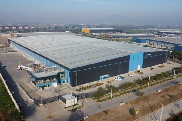 Empresario estadounidense ingresa al mercado de bodegas en Chile de la mano de la familia Pérez-Cotapos