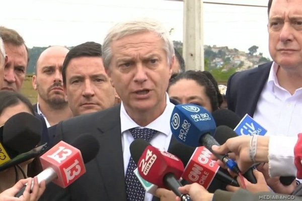 <p>Ahora en DF | Kast visita zona afectada por incendios y evita pronunciarse sobre candidatura de Bachelet a la ONU</p>