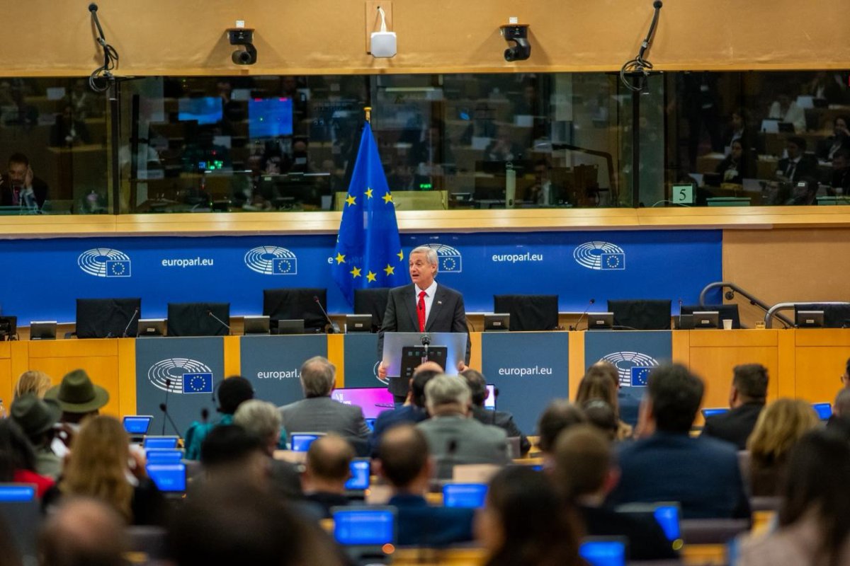 <p>Kast desde Europa: "Defender la seguridad no es autoritarismo. Defender la libertad no es extremismo"</p>