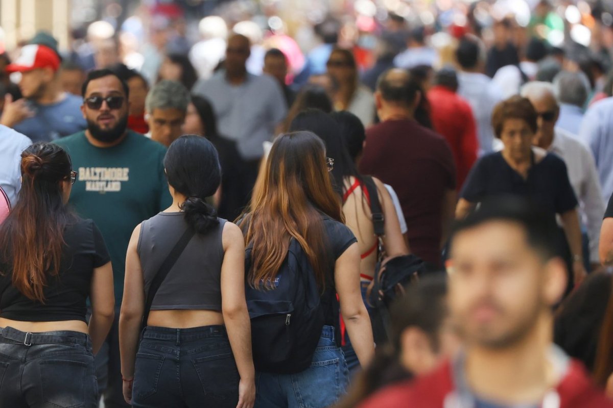 <p>Nueva rebaja horaria de la jornada laboral y proteger los datos personales pondrán presión a las empresas este año</p>