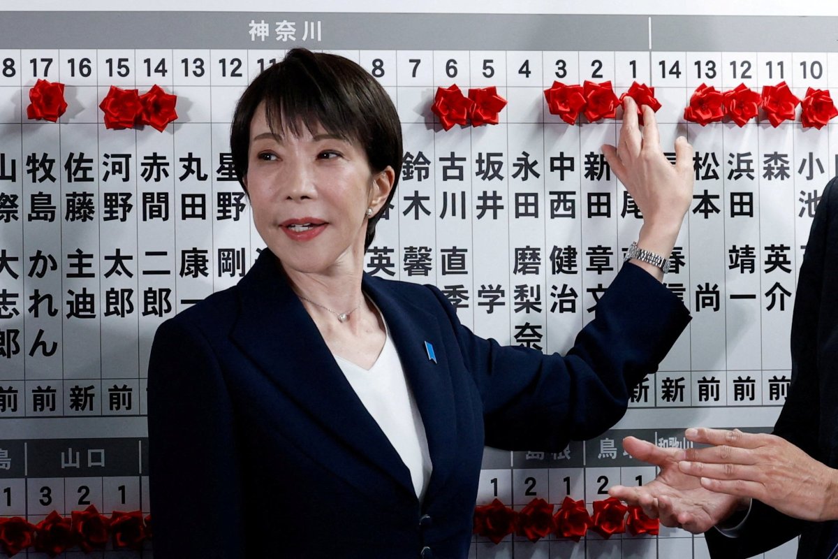 <p>La conservadora Takaichi se posiciona como ganadora en elecciones de Japón, según los sondeos</p>