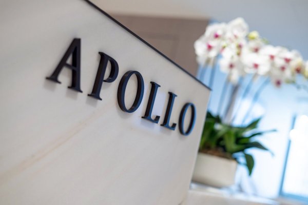 <p>Apollo supera expectativas en resultados del último trimestre y anuncia lanzamiento de fondo de pensiones en EEUU</p>